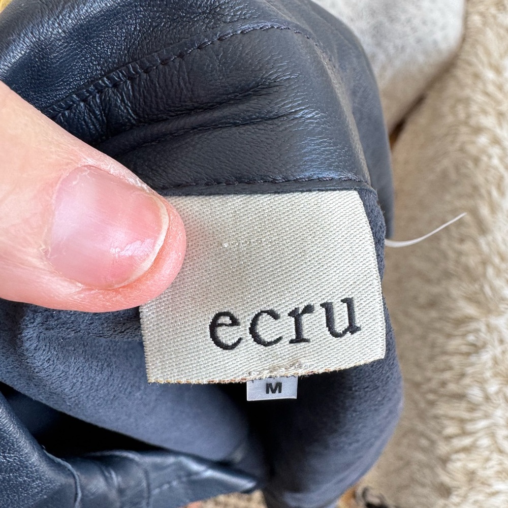 Ecru leather - image 5
